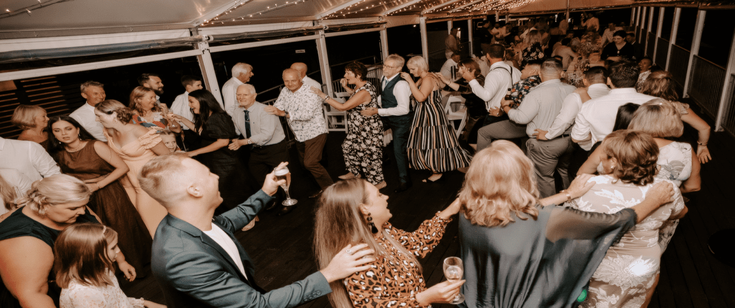 DJ Services Brisbane DJ Services Brisbane - Wedding DJ